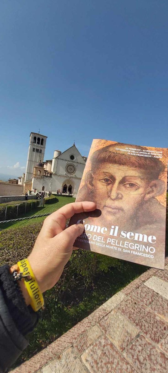 Riceviamo da Maria Grazia Veneranda 

“Un abbraccio da Assisi con Giulio sempre nei nostri pensieri. Maria Grazia e Stefano”

💛grazie💛