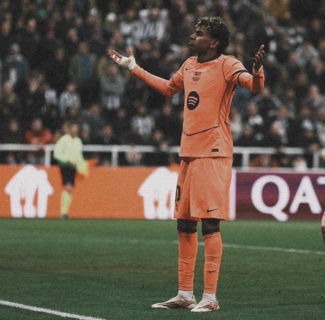okoye256's tweet photo. WHY THE HATE ON THE YOUNG LAD ✨✨✨✨✨✨✨✨✨

HE'S JUST 18 
WHAT WERE U DOING AT 18

LAMINE YAMAL 🪄 WILL ALWAYS BURST UR BUBBLES REGARDLESS https://t.co/nKODOAFSpK