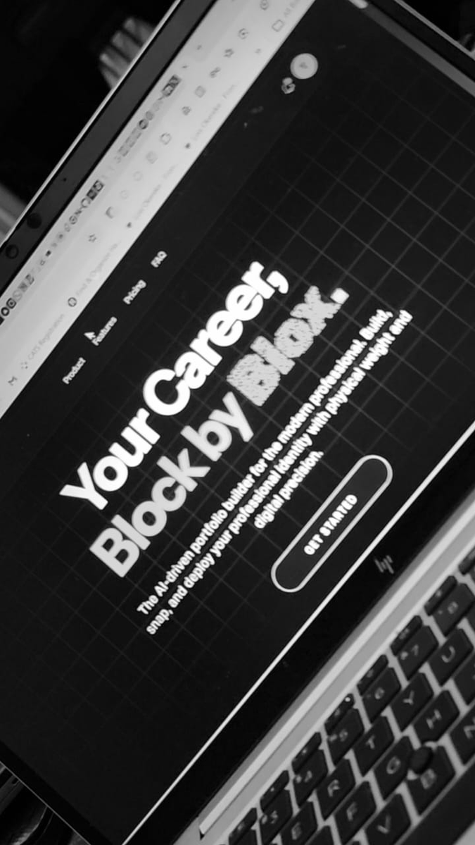 ThomasTheGuy tweet media