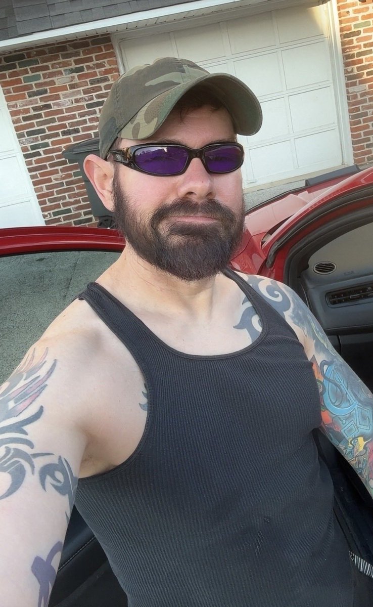 Gay Comic Geek tweet media