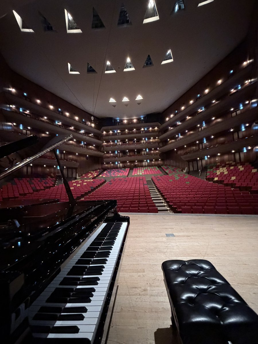 今日も、ピアノが弾けていることに感謝！
美しき会場です！ #東京文化会館