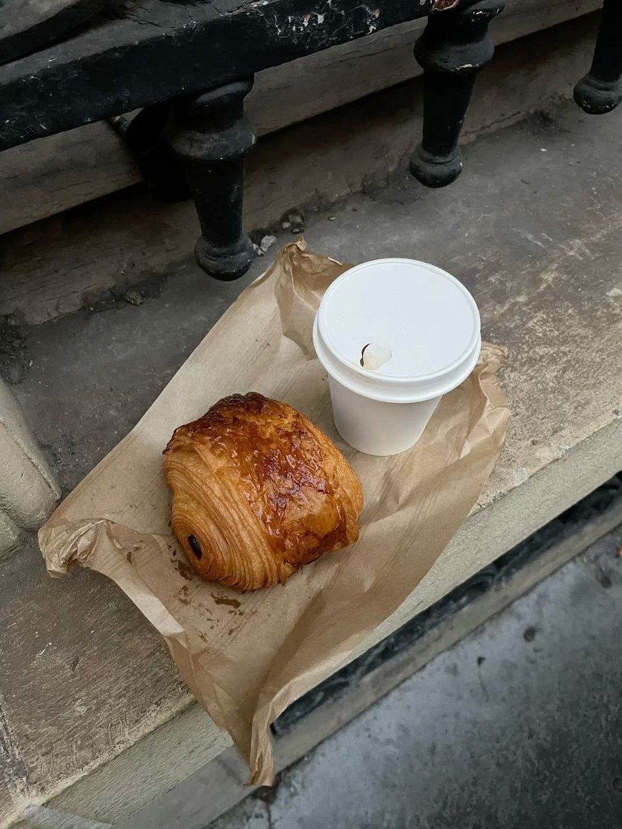 𝙈𝙖𝙧𝙮 tweet media