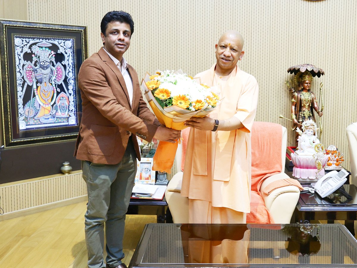 Yogi Adityanath tweet media