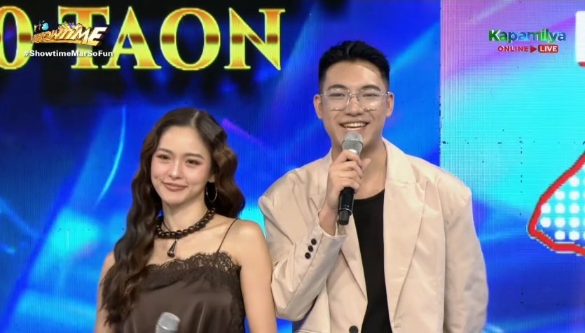 D_marianne23's tweet photo. Chinito and Chinita besties Darren X Kimmy!! So handsome and pretty!! π₯°π
#DARREN @Espanto2001
#ShowtimeMarSoFun https://t.co/Z03X22IMmC
