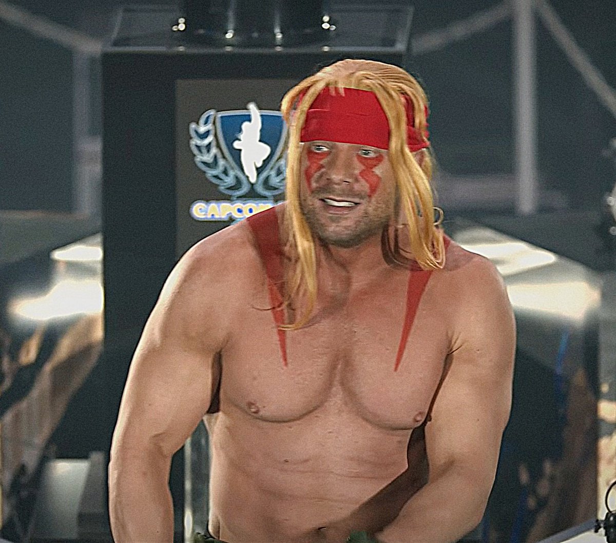 NicoleG675's tweet image. Alex' Entrance ... 🧡🇯🇵🧡
#KennyOmega
#CAPCOM12