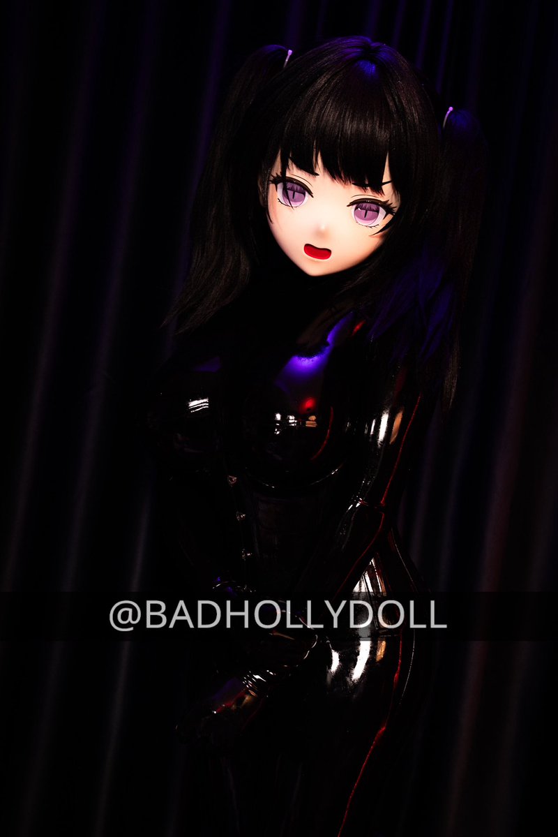 HOLLY DOLL tweet media