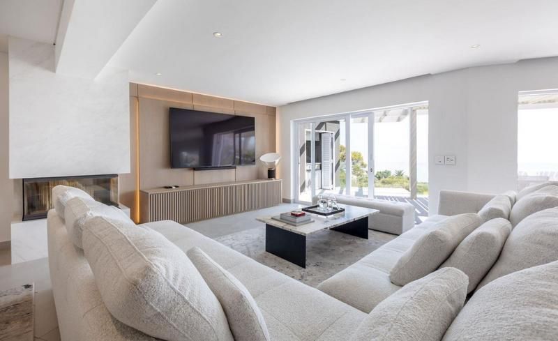 propcentralsa's tweet image. Escape to paradise in Llandudno! View this amazing gem at buff.ly/6xSxdc7 listed for R37,995,000
4 Bedrooms| 5 Bathrooms| 3 Garages| Pool
Follow #PropertyCentral for #EXTREME property
#BeachLife #LuxuryLiving #CoastalParadise