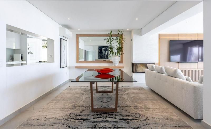 propcentralsa's tweet image. Escape to paradise in Llandudno! View this amazing gem at buff.ly/6xSxdc7 listed for R37,995,000
4 Bedrooms| 5 Bathrooms| 3 Garages| Pool
Follow #PropertyCentral for #EXTREME property
#BeachLife #LuxuryLiving #CoastalParadise