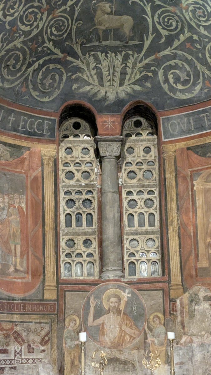 Jim73131158's tweet image. The Basilica di Santa Maria in Cosmedin in Rome. The church's name comes from the Greek word kosmidion, "beautiful" or "ornate", a tribute to the exquisite decorations added by Greek monks who fled to Rome in the 8th century.

#windowsonwednesday #wallsonwednesday