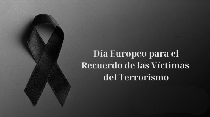 Hoy es 11M,una fecha imposible de olvidar,donde el fanatismo de unos cuantos costó la vida de 193 inocentes y las lágrimas de todo un país 
En mi memoria siempre