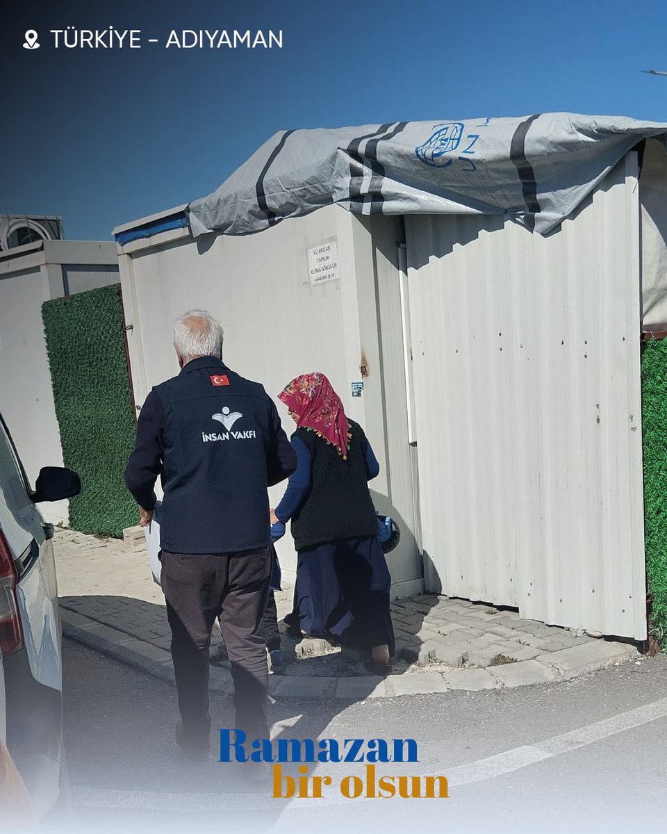 insanvakfi's tweet photo. İyilik Yolunda Adıyaman’dayız! 🇹🇷

📌 Ramazan ayının bereketi, güzel vatanımızın her beldesini kuşatsın istiyoruz.

Bu amaçla yardım faaliyetlerimize hız kesmeden devam ediyor, Adıyaman’da ihtiyaç sahibi ailelerin evlerine gıda kolilerimizi ulaştırıyoruz. 🕊️

📍 Bağış ve Bilgi Hattı:
🌐 Online Bağış: https://t.co/HXH82Rd2s5
📞 Çağrı Merkezi: 0212 534 41 61
📩 E-posta: insanvakfi@insanvakfi.org.tr