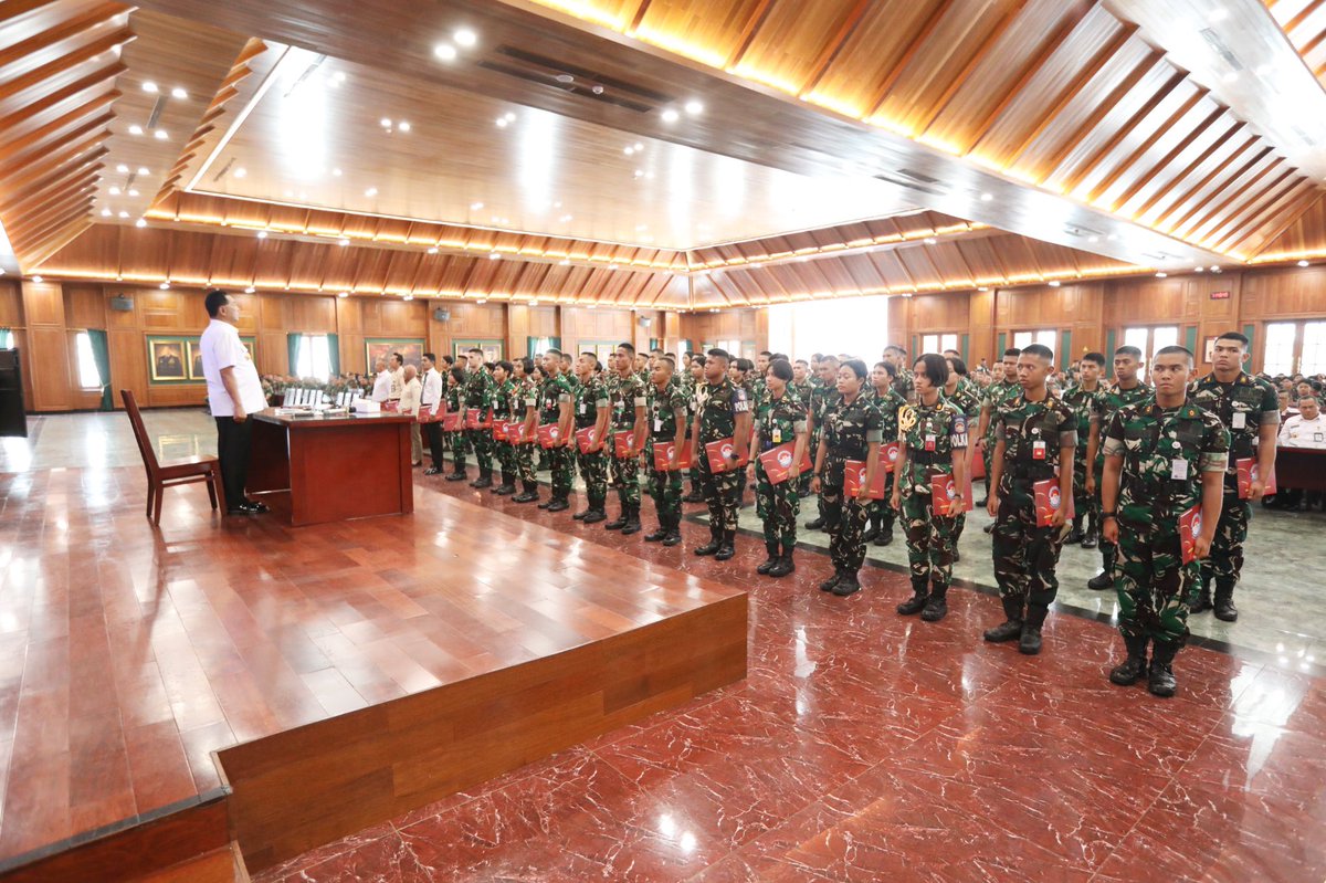 Unhan RI tweet media