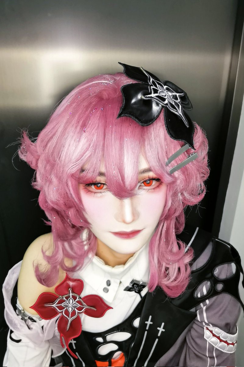 TrsOkami2403's tweet photo. #男娘 #长夜月 #崩坏星穹铁道
#男娘cos
超绝绝美长夜月！ https://t.co/mrvqQbdAgi