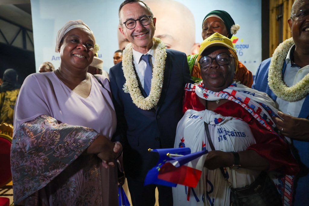 Merci aux Mahorais pour leur accueil unique et chaleureux à Mamoudzou.

Leur amour pour la France et leur fidélité à la République forcent le respect. Fier de soutenir mon ami Ambdilwahedou Soumaila pour les municipales des 15 et 22 mars.