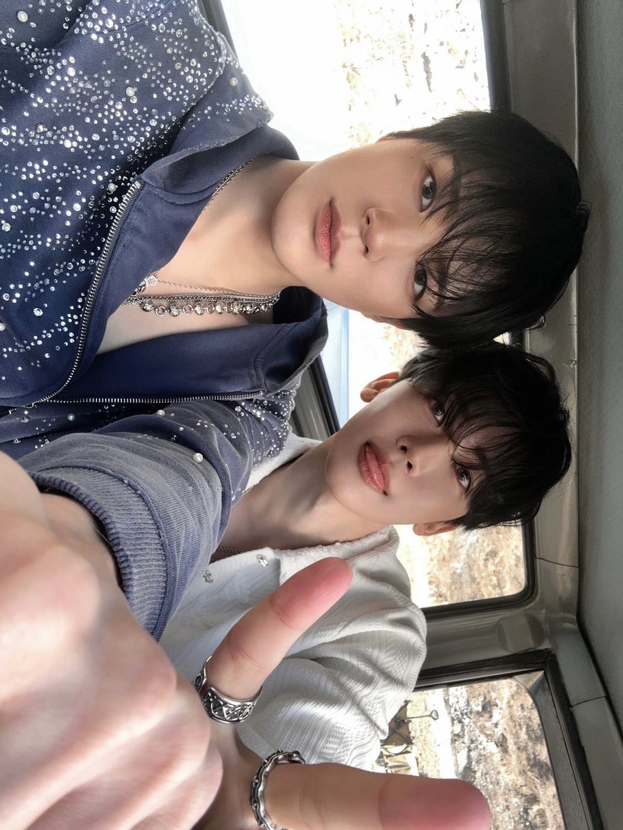 NCTsmtown's tweet photo. SIDE B!

#NCTJNJM #BOTHSIDES
#NCTJNJM_BOTHSIDES https://t.co/cSoyMZln0b