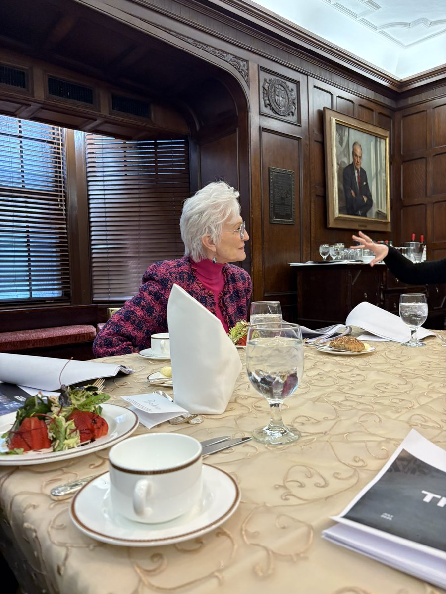 Today’s six questions.  
My fifth question is for the woman I respect, Maye Musk.

Maye Musk, you know that Elon Musk, Jensen Huang of NVIDIA, Mark Zuckerberg of Meta, and the leaders of Google, Apple, Microsoft, and Amazon are all searching intensely for AGI. In China, companies