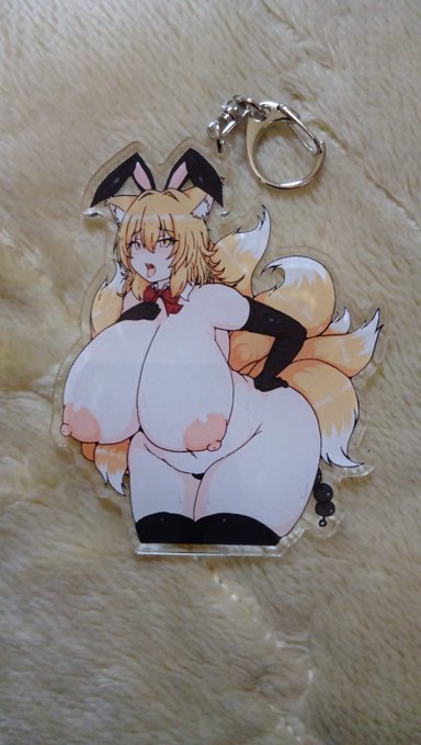 今回のキツネアイテム着弾( ˇωˇ ) 