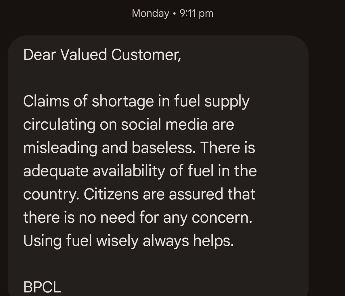 origamihemu's tweet photo. @BPCLLPG 
I got sms as no shortage of LPG but unable to book order https://t.co/WP1JtyNe2e