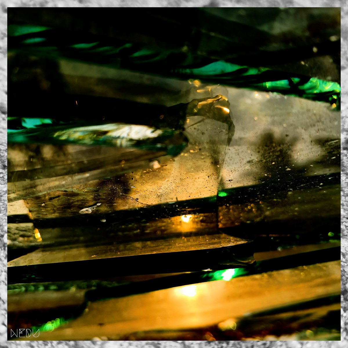 Neduvick4's tweet photo. The shattered, 11/.3/2.26 https://t.co/NtZvbUiCH1