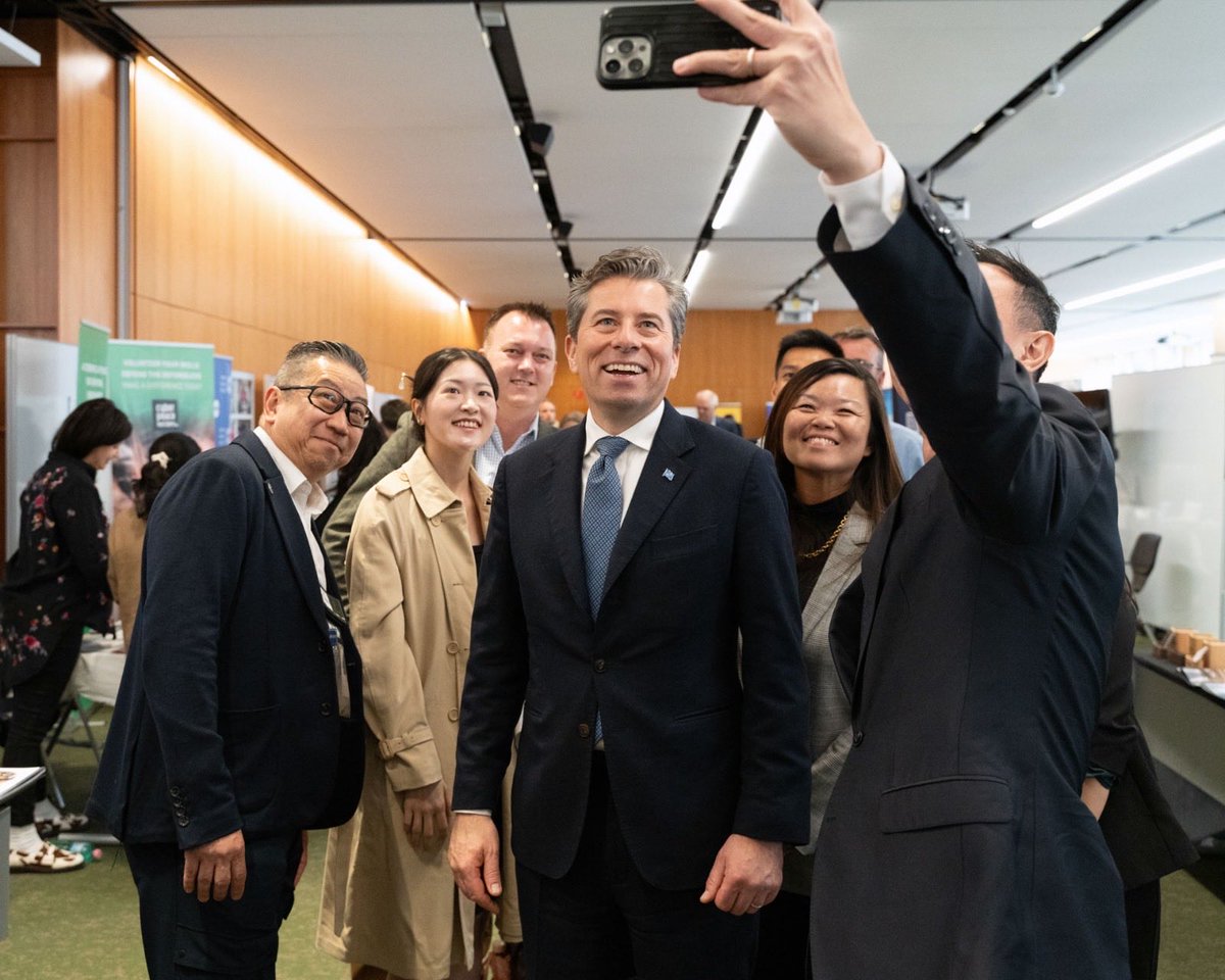 Tom Fletcher tweet media