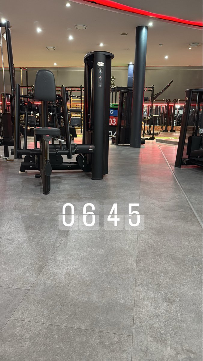 MaximilianHa4's tweet image. #Day31 / 365

Challenge 2 started today.

The routine is forming!

Run -&amp;gt; Gym -&amp;gt; Run -&amp;gt; Gym -&amp;gt; Run -&amp;gt; Gym -&amp;gt; Rest -&amp;gt; Repeat

- 195 cm tall
- 82 kg 

-&amp;gt; lightweight

Let's see what we have EOY!