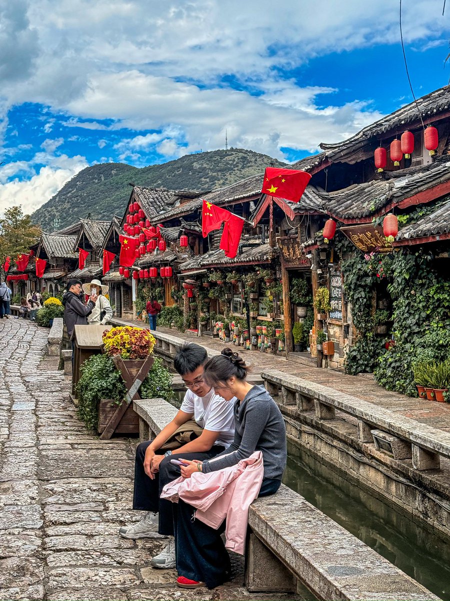 Globe Tucker tweet media