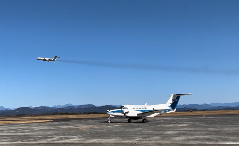 GOSAT-GWデータ検証のため #NIES(King air機)と #NASA(G-Ⅲ機）が共同で日本での観測飛行を実施します。期間は2026年3月3日から4月3日まで。フライト予定は国立環境研究所 地球システム領域 FBでお知らせしています。facebook.com/niescger
#国立環境研究所 #JAMSTEC #飛行機 #地球温暖化 #気候変動