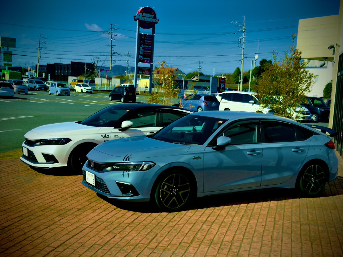 Sh1a_fn's tweet photo. スーパーオートバックス浜松 #honda #vtec #civic https://t.co/svglbqFWFB