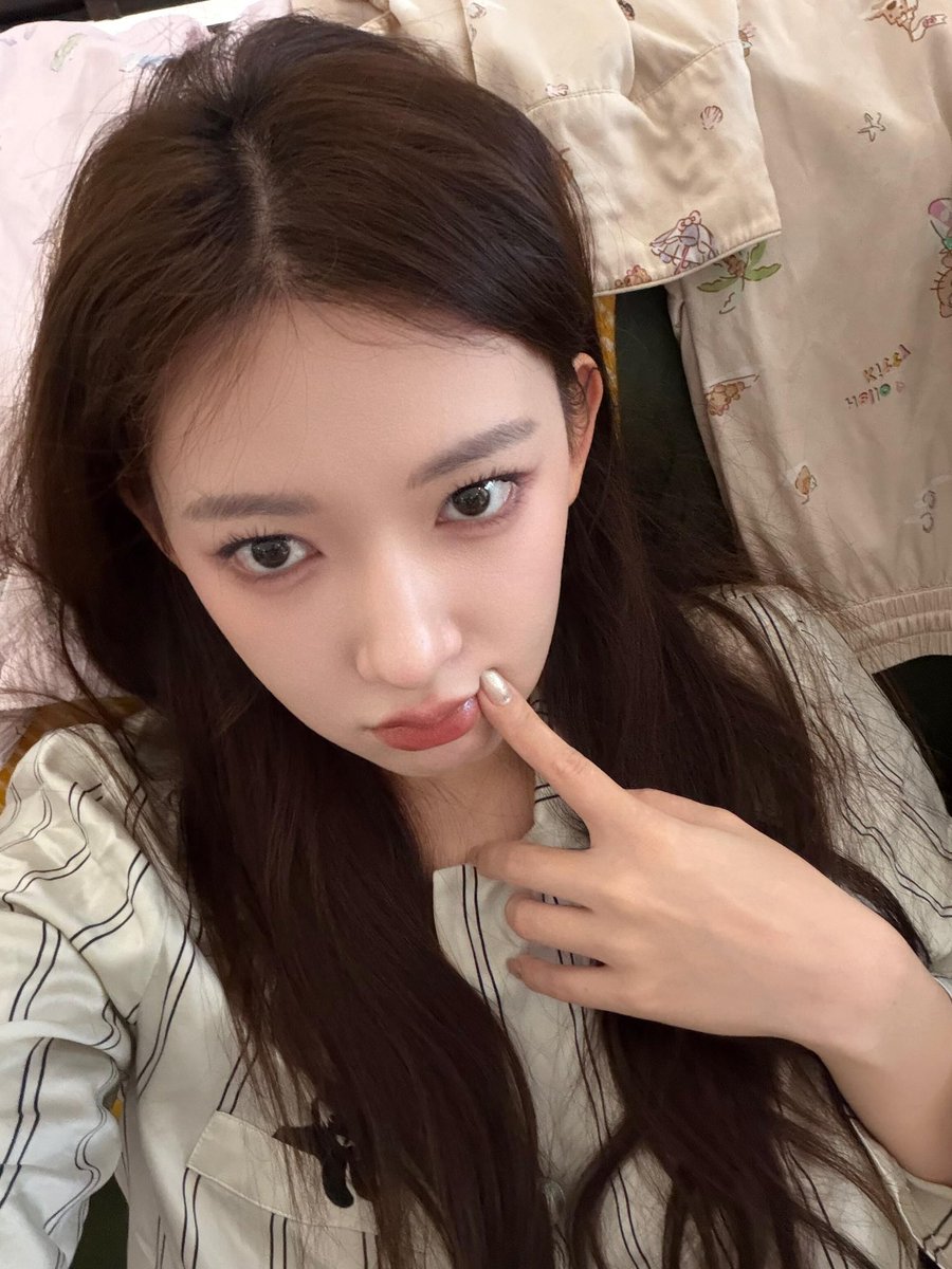 Cheng Xiao Daily tweet media