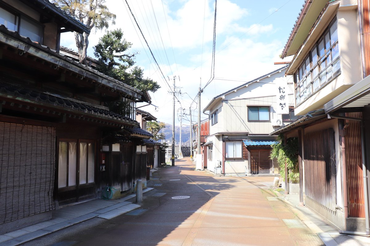 ため口 tweet media