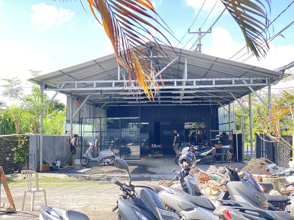 Gusti Ngurah tweet media