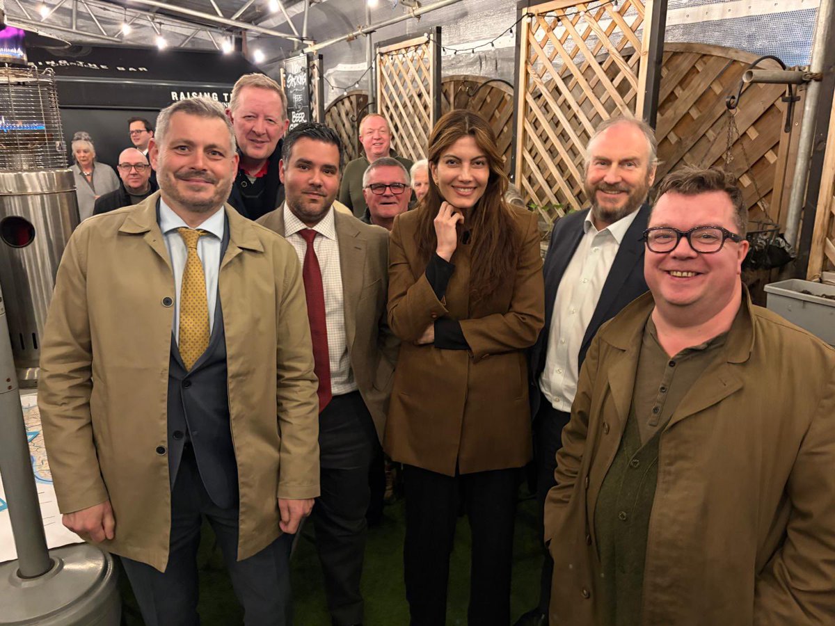 Laila Cunningham tweet media