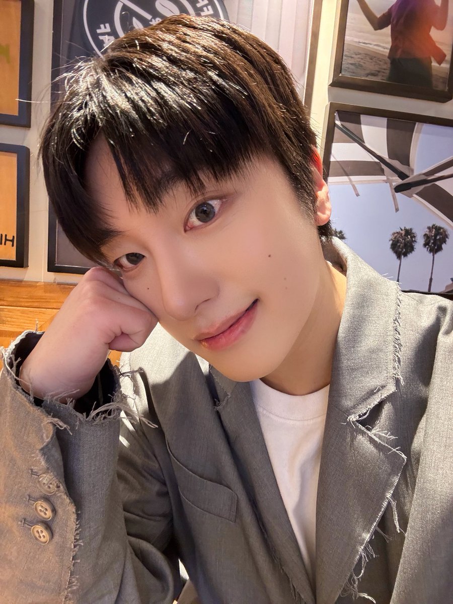 OmegaX_members's tweet photo. [#OX]

오늘 날씨좋아❤️

#OMEGA_X #오메가엑스
#세빈 #SEBIN https://t.co/NwNK1ktwUa