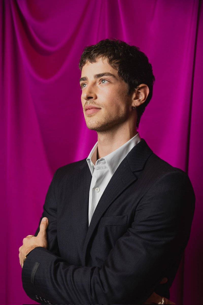 Manu Rios Archive tweet media