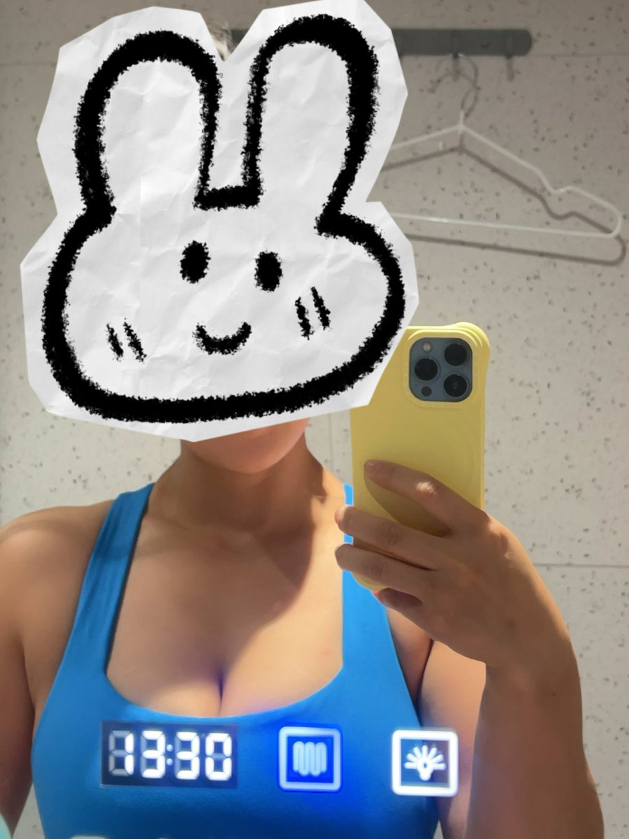 LilCCC tweet media