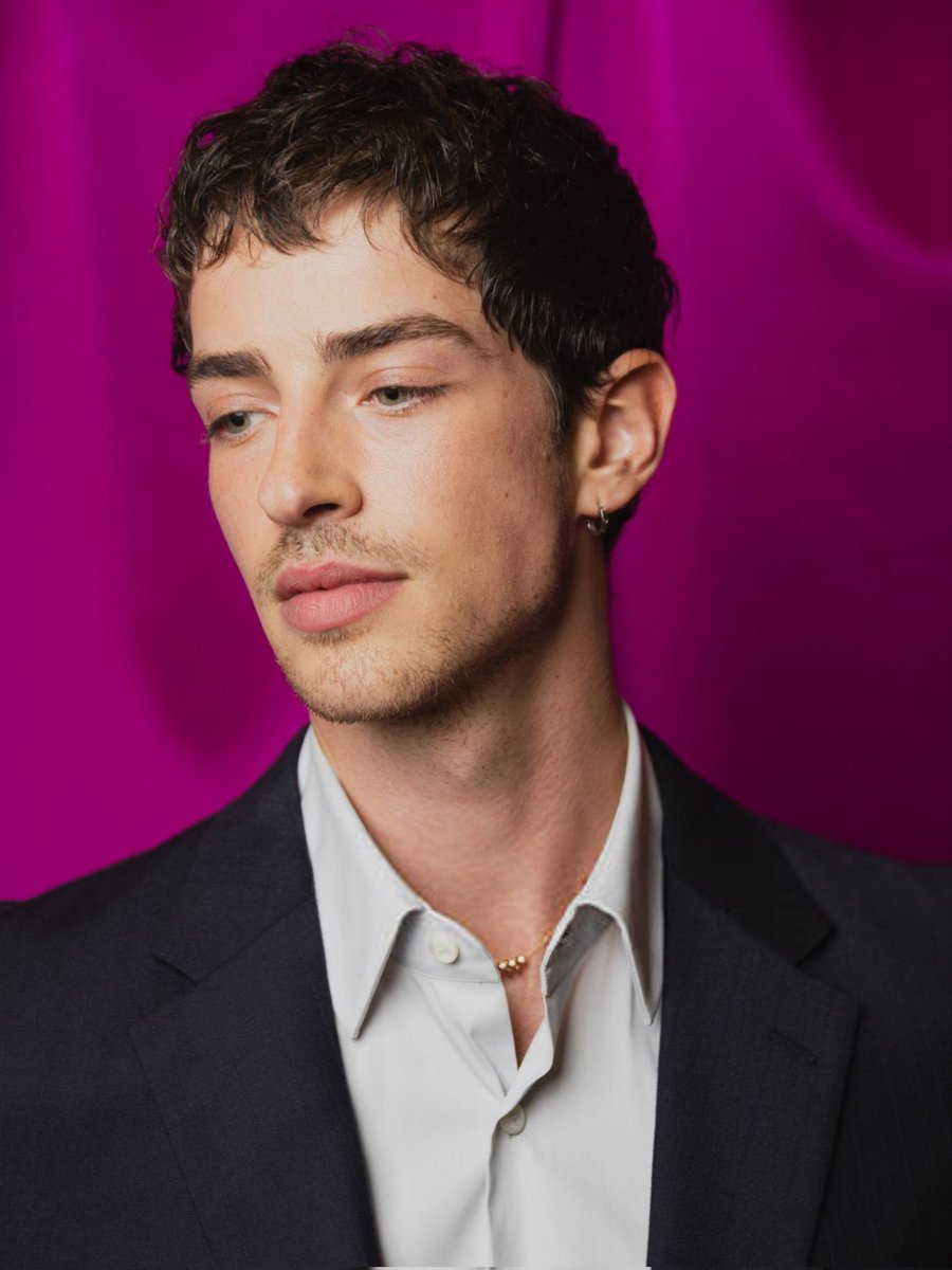 Manu Rios Archive tweet media