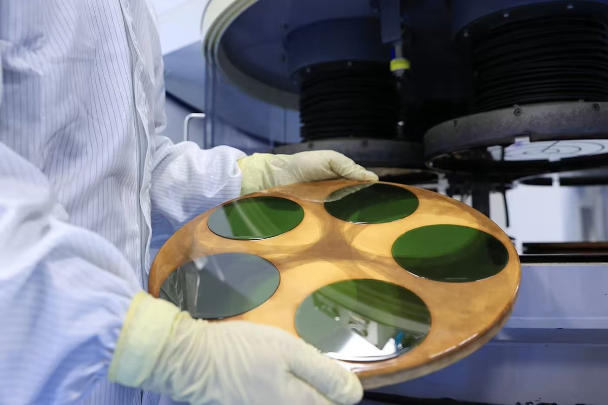 Lukasz Olejnik tweet media