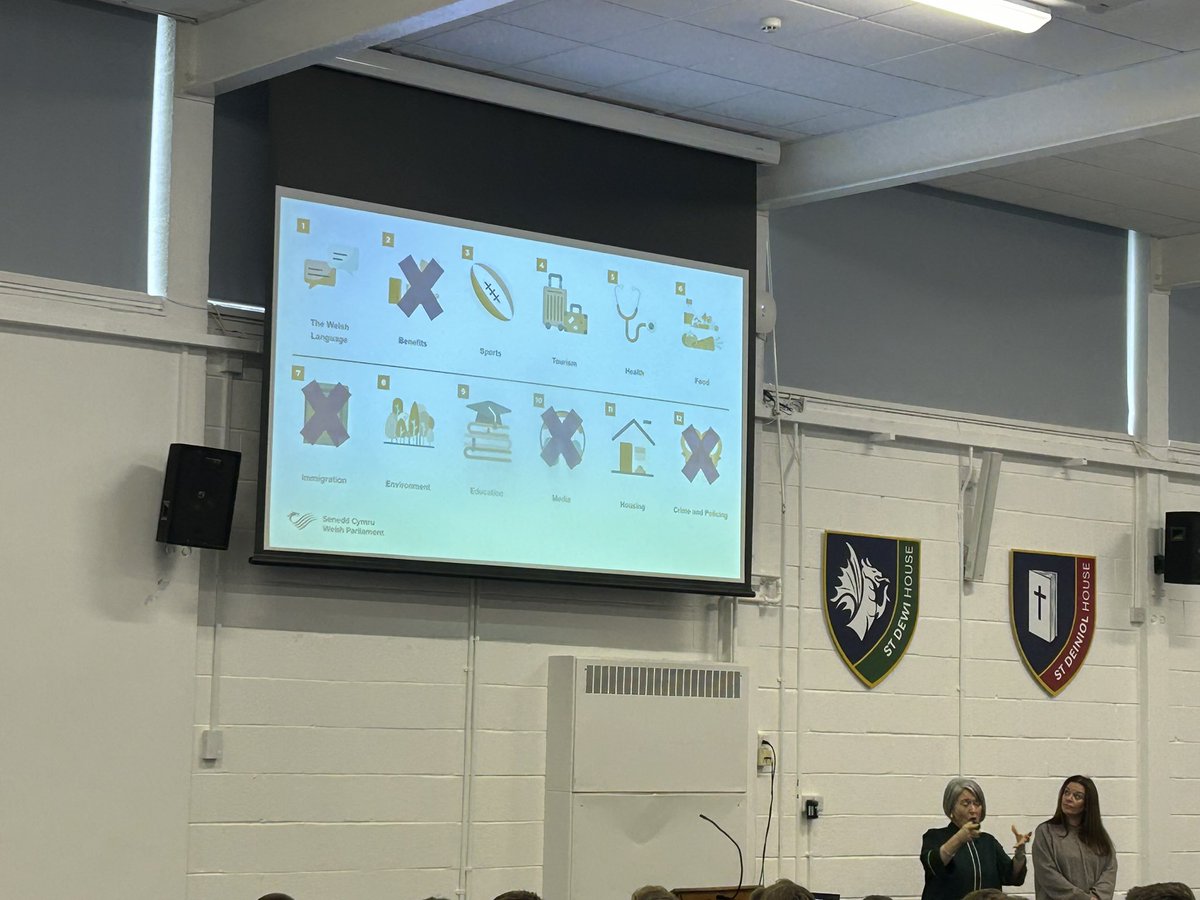 ST JOHNS SIXTH FORM tweet media