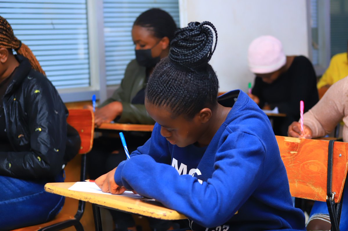 IcsTechcollege's tweet image. SOCIAL WORK &amp;amp; COMMUNITY DEVELOPMENT COURSE. 
Our curriculum delves into human behavior, social policy, and community mobilization. You will gaini the skills to design interventions that transform lives and strengthen the social society.
#socialwork #collegestudents #ICSCollege