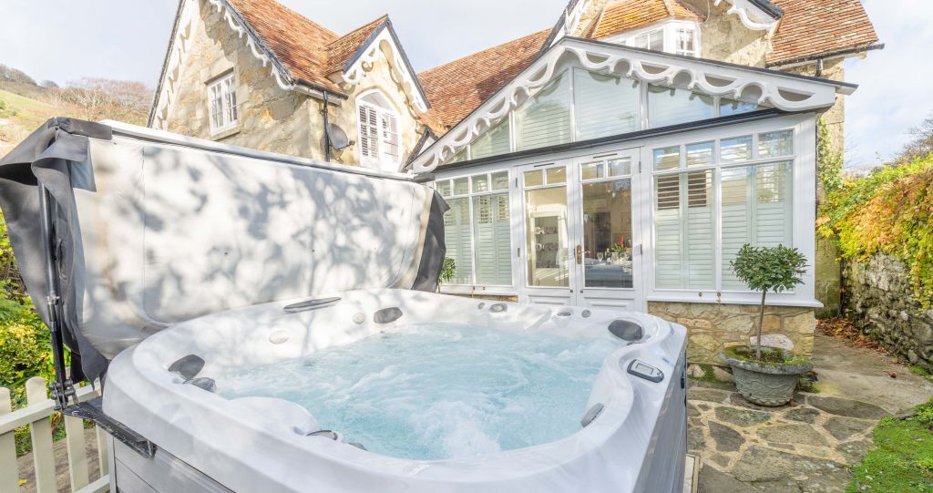 Red Funnel (IoW Ferries) tweet media