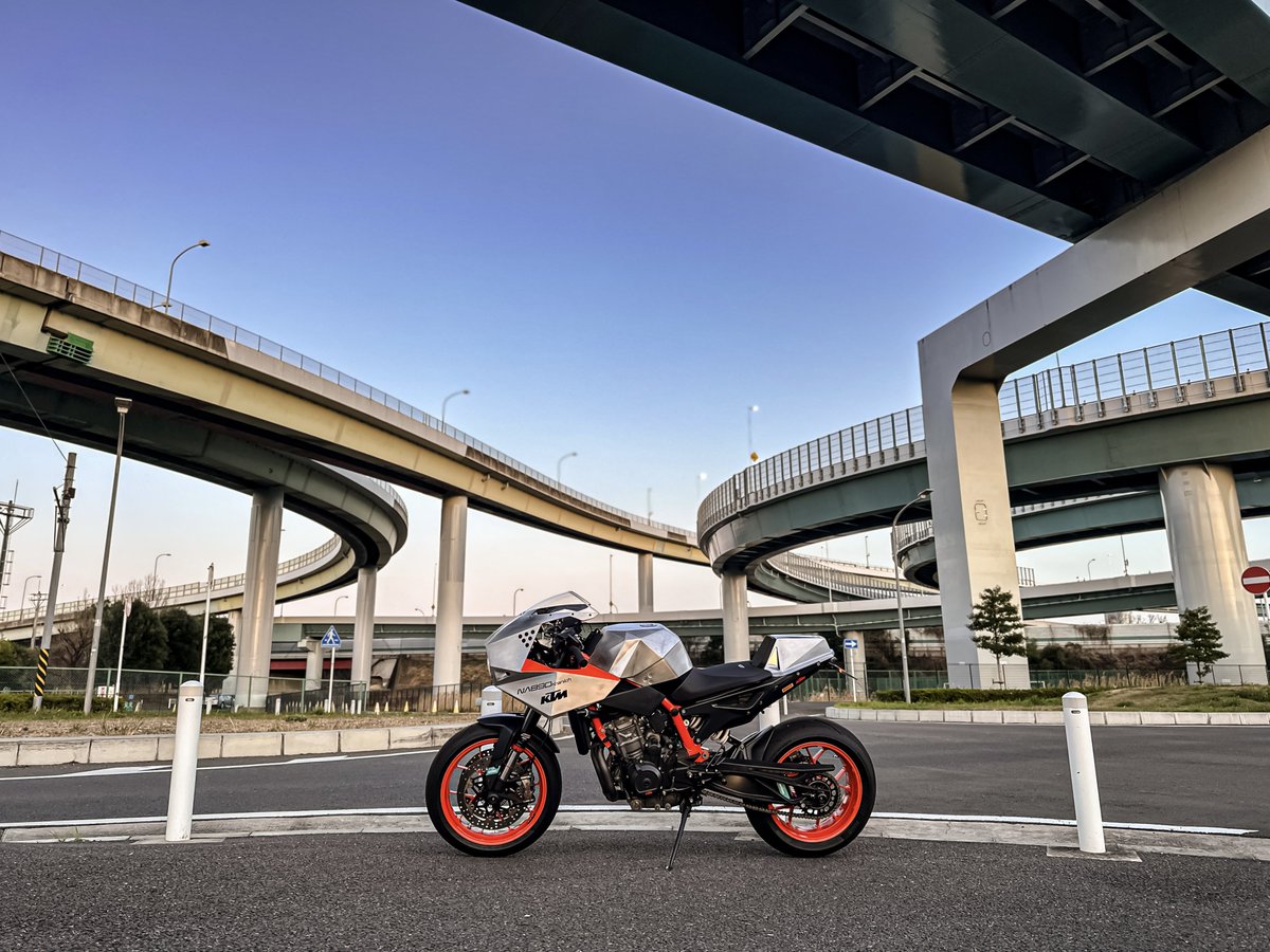 nobtree's tweet photo. Kranich und Drachennest.
鶴と龍の巣。
#NA890Kranich #ASKmotorcycle 
#HaveABikeDay.🐉 https://t.co/qD4zgPVOsb