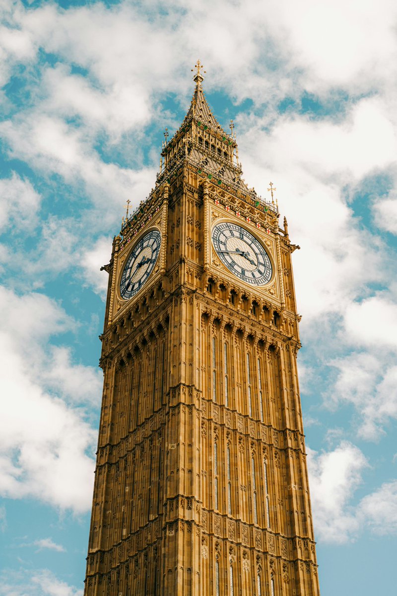 It's London o'clock, which country will you like to relocate to ?