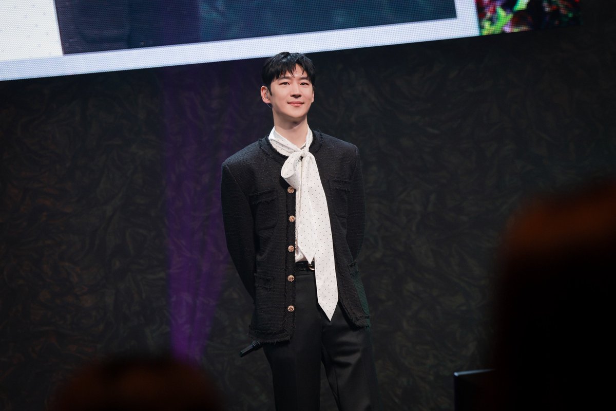 [✏️]

일본에 등장한 [이제훈]이라는 선물🎁

➪ blog.naver.com/company_on/224…

#이제훈 #LeeJeHoon #イジェフン #李帝勳
#Our20thMoment