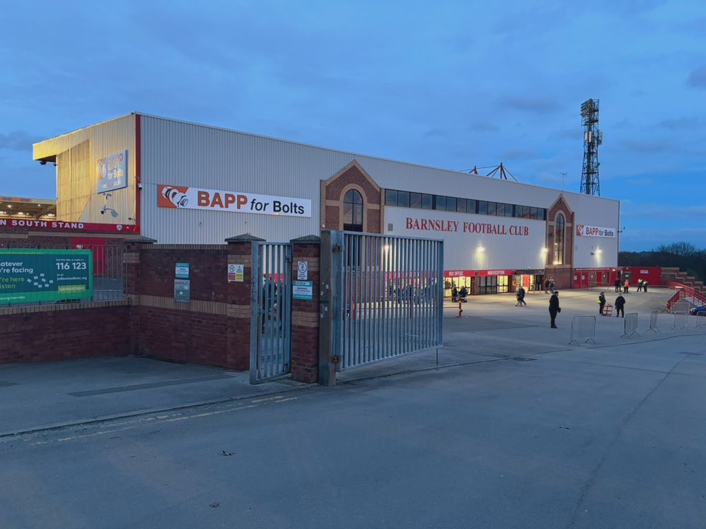 Josh Thomas tweet media