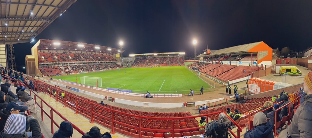 Josh Thomas tweet media