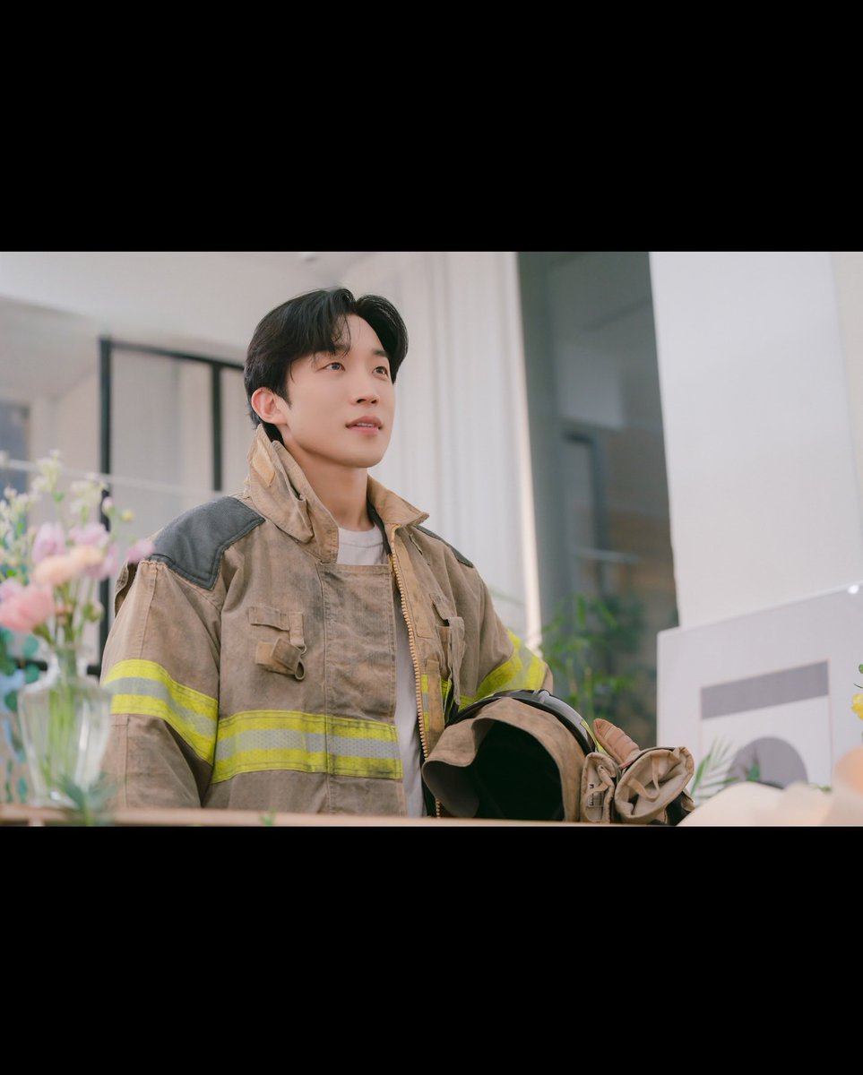 Doctor_242's tweet photo. 소방관이 이래도 돼?
왜 남의 마음에 불을 지르고 그래❤️‍🔥 https://t.co/JXBteufTVa