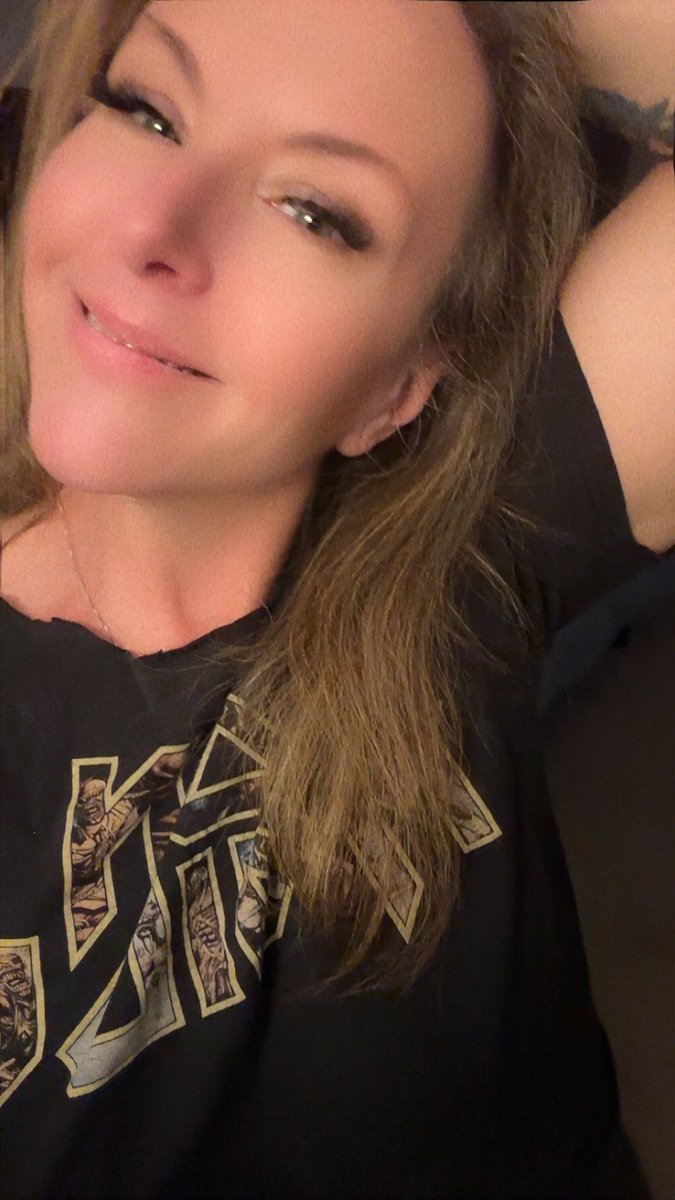 Fuck it all, Love Molly 💋 tweet media