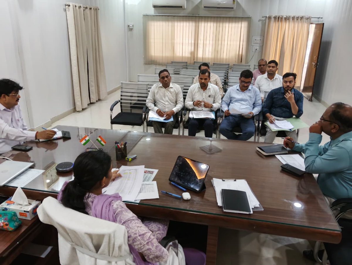 DM / DEO Banda tweet media