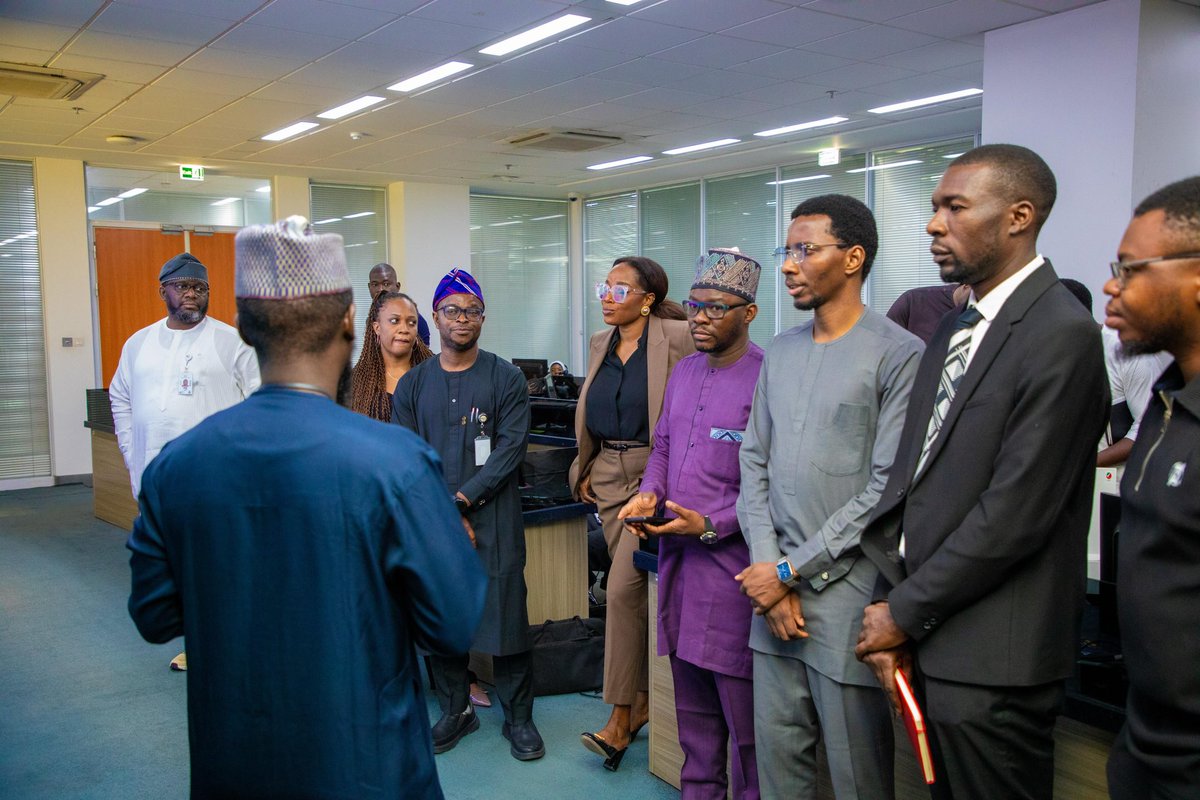 Galaxy Backbone tweet media