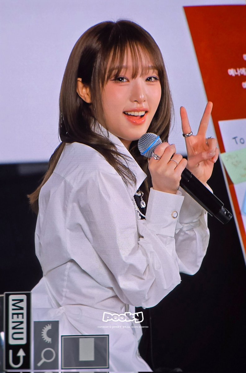 pooky_yn's tweet photo. 260311 캐치캐치💛

#최예나 #예나 #YENA 
#イェナ #崔叡娜 https://t.co/XsaDSVi3z4
